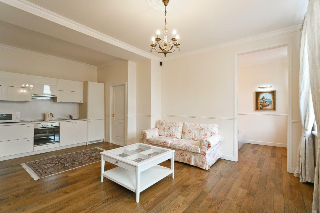 Royal Rent Minsk Lägenhet Exteriör bild